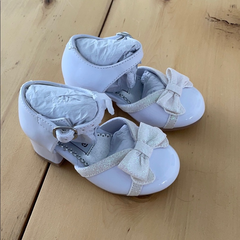 Brand new never worn toddler heels